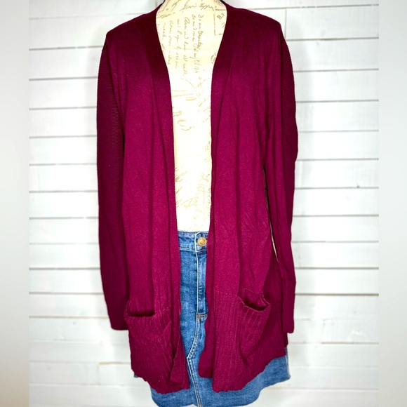 Devotion by Cyrus Cardigan - Picture 1 of 9